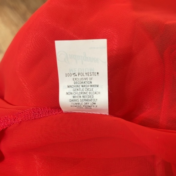 NWOT 2 piece Indulgence red nightgown with matching robe. Size medium. - Picture 12 of 13